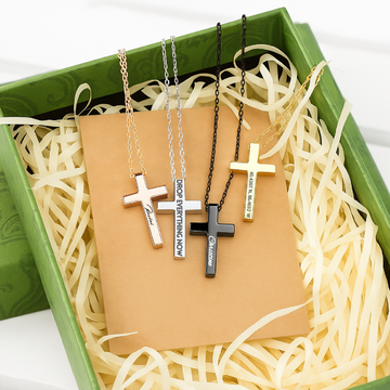 Collier avec pendentif croix en acier inoxydable (8 pcs)